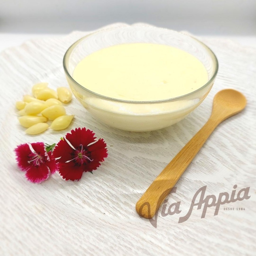 ALIOLI   "AJO Y ACEITE"