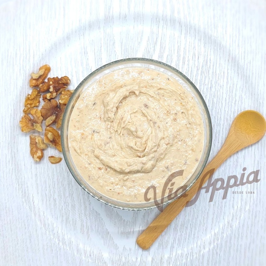 DIP DE QUESO DE CABRA CON FRUTOS SECOS Y MIEL