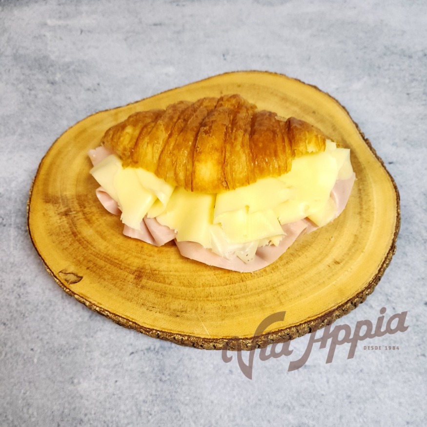 CROISSANT RELLENO
