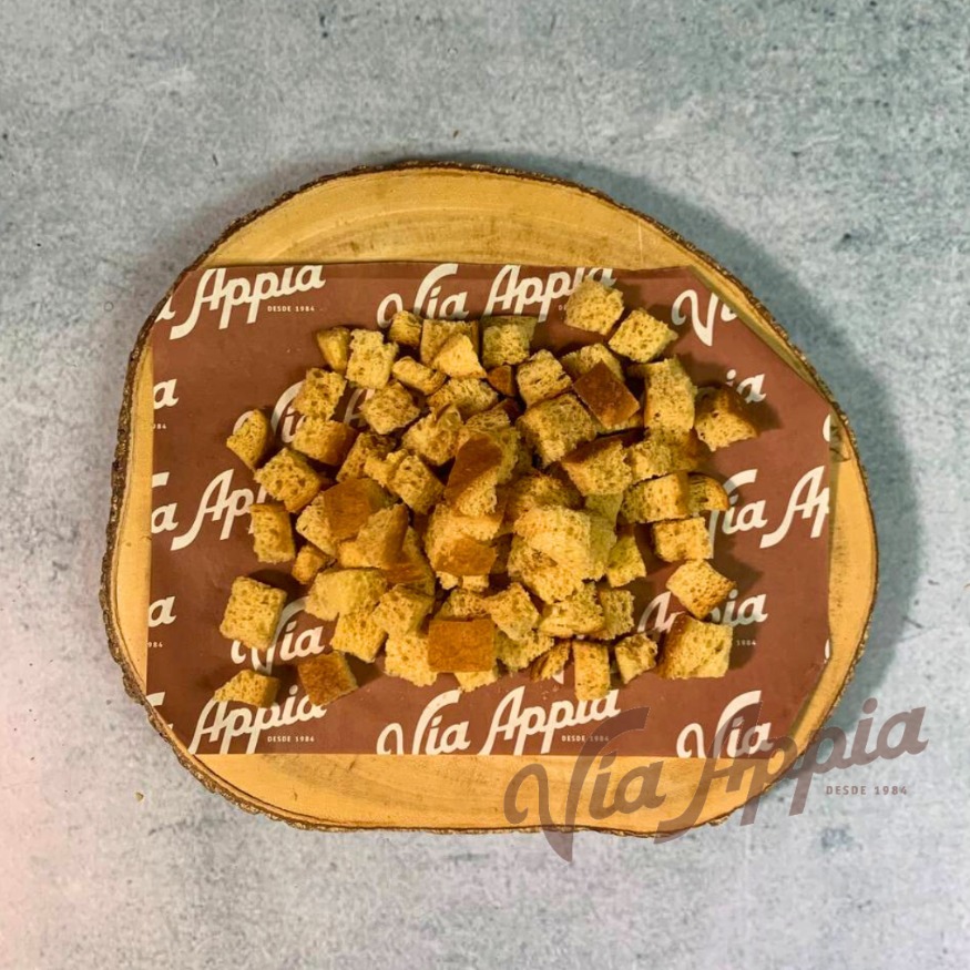 CROTONES DE PAN FOCACCIA PARA ENSALADA