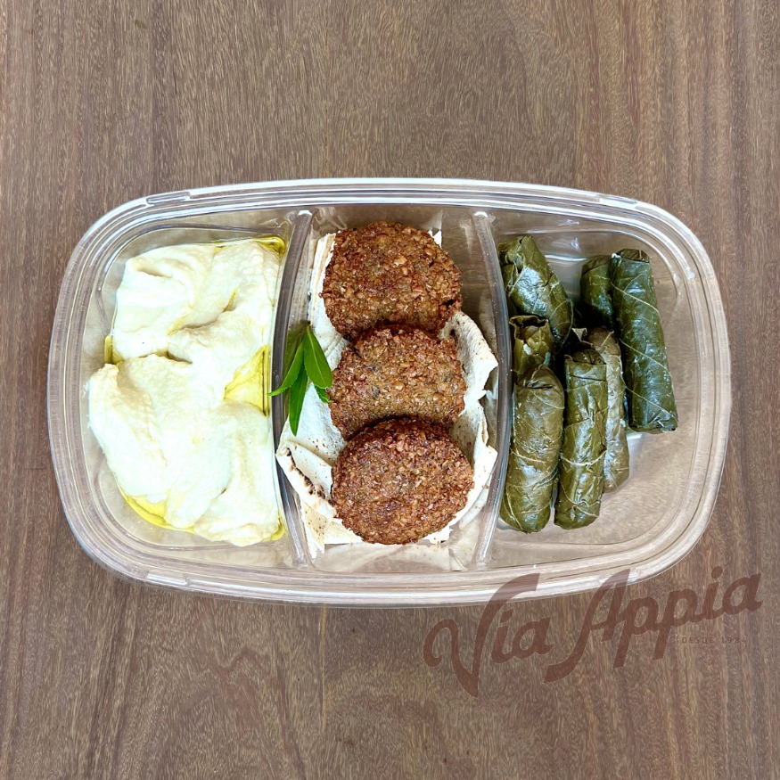 TRÍO TFC, TABAQUITOS DE PARRA, FALAFEL Y CREMA