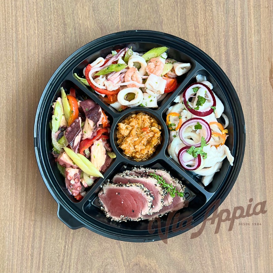 BANDEJA DEL MAR CON ATÚN ABRASADO