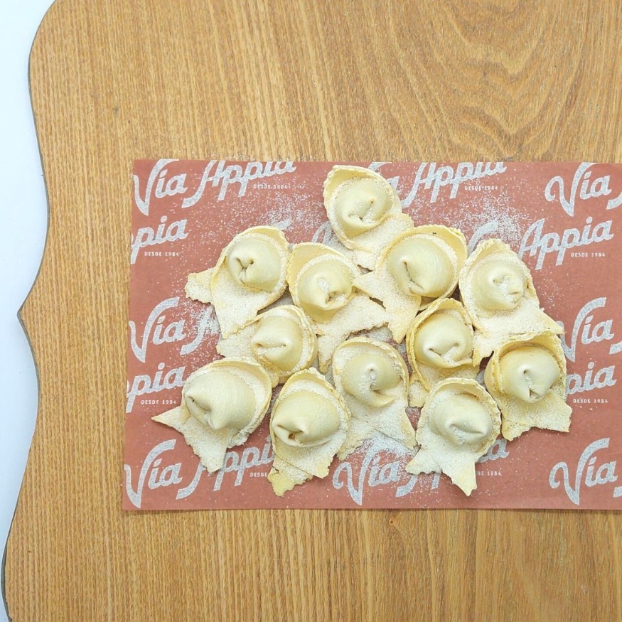 PASTA RELLENA CON RICOTTA Y ALCACHOFAS