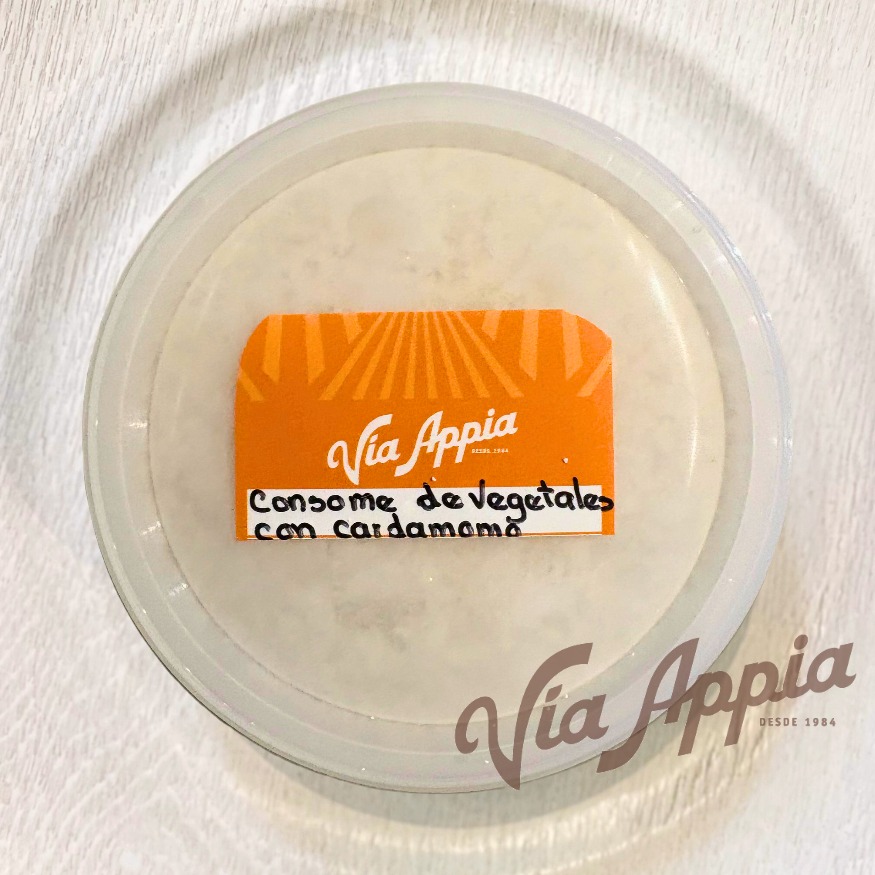 CONSOMÉ DE VEGETALES CON CARDAMOMO
