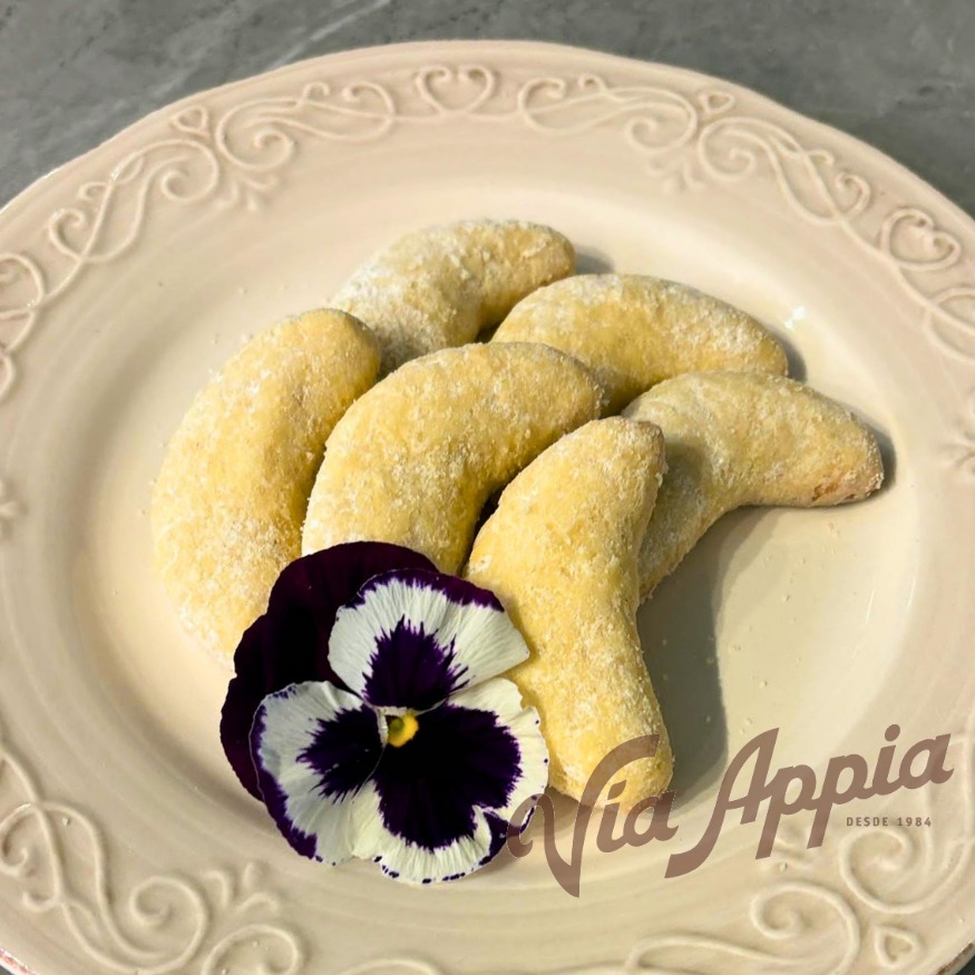 GALLETAS MEDIAS LUNAS DE ALMENDRAS